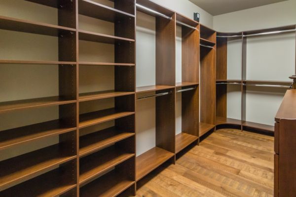 Shelving Assembly in Bear