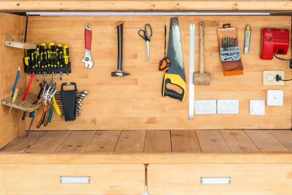 Workbench Assembly in Bear